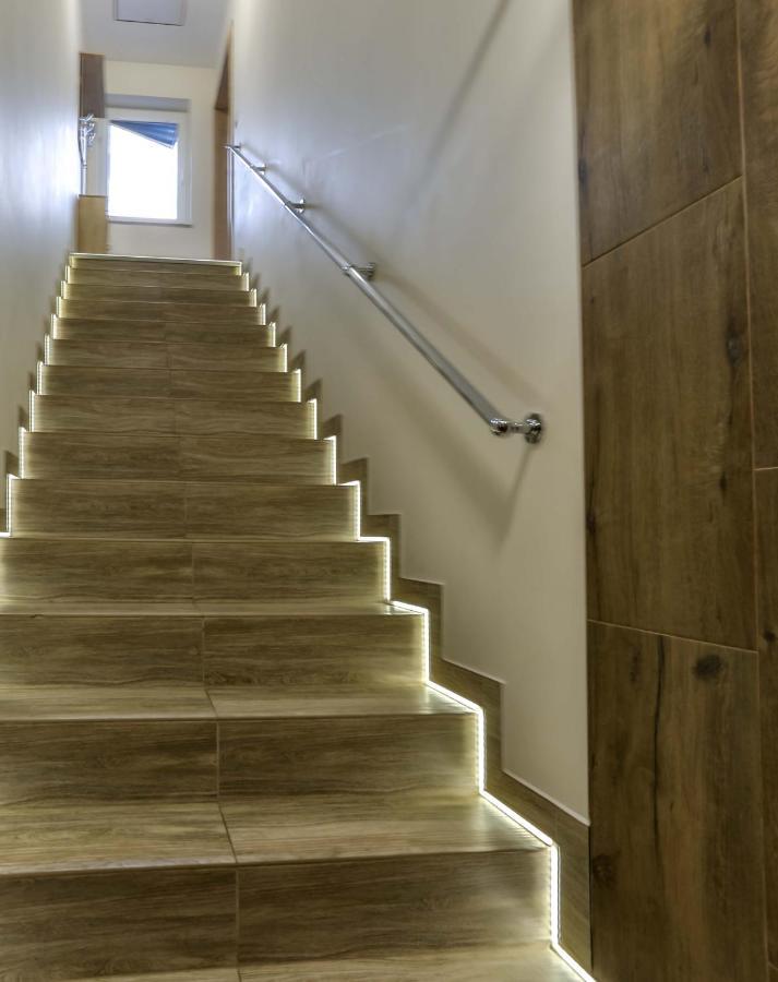 Apartament Led Sonoma Щирк Екстер'єр фото