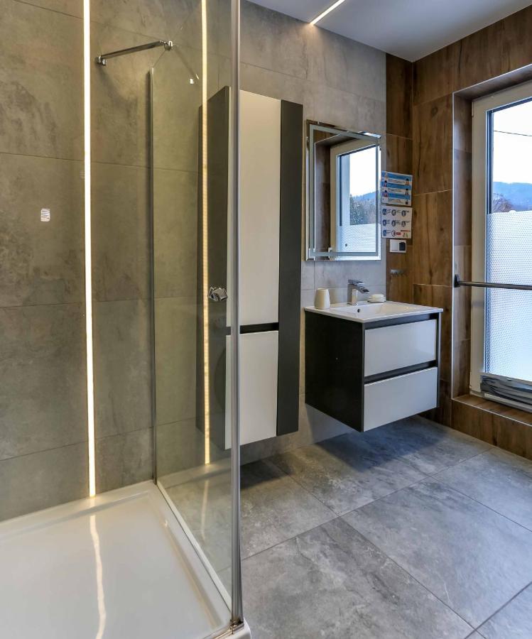 Apartament Led Sonoma Щирк Екстер'єр фото