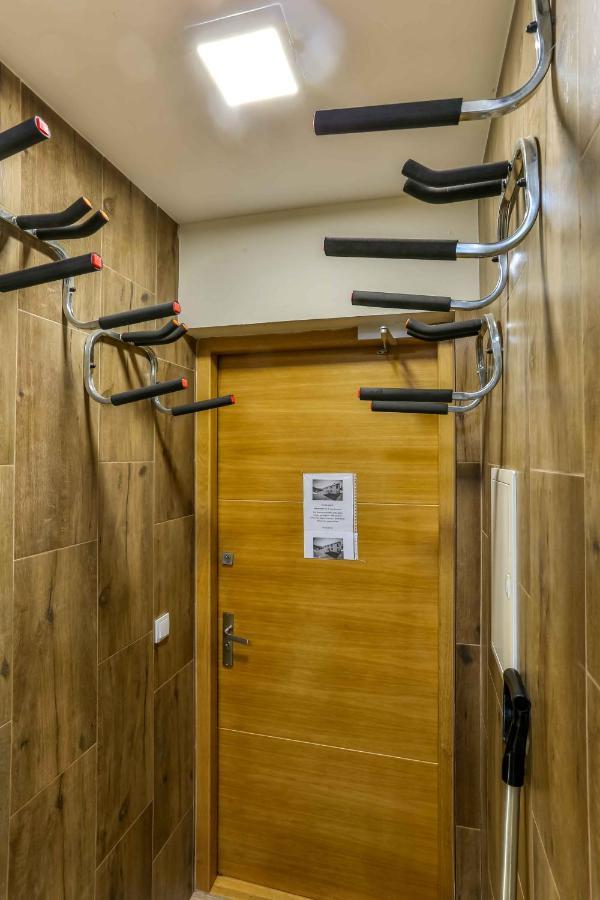 Apartament Led Sonoma Щирк Екстер'єр фото